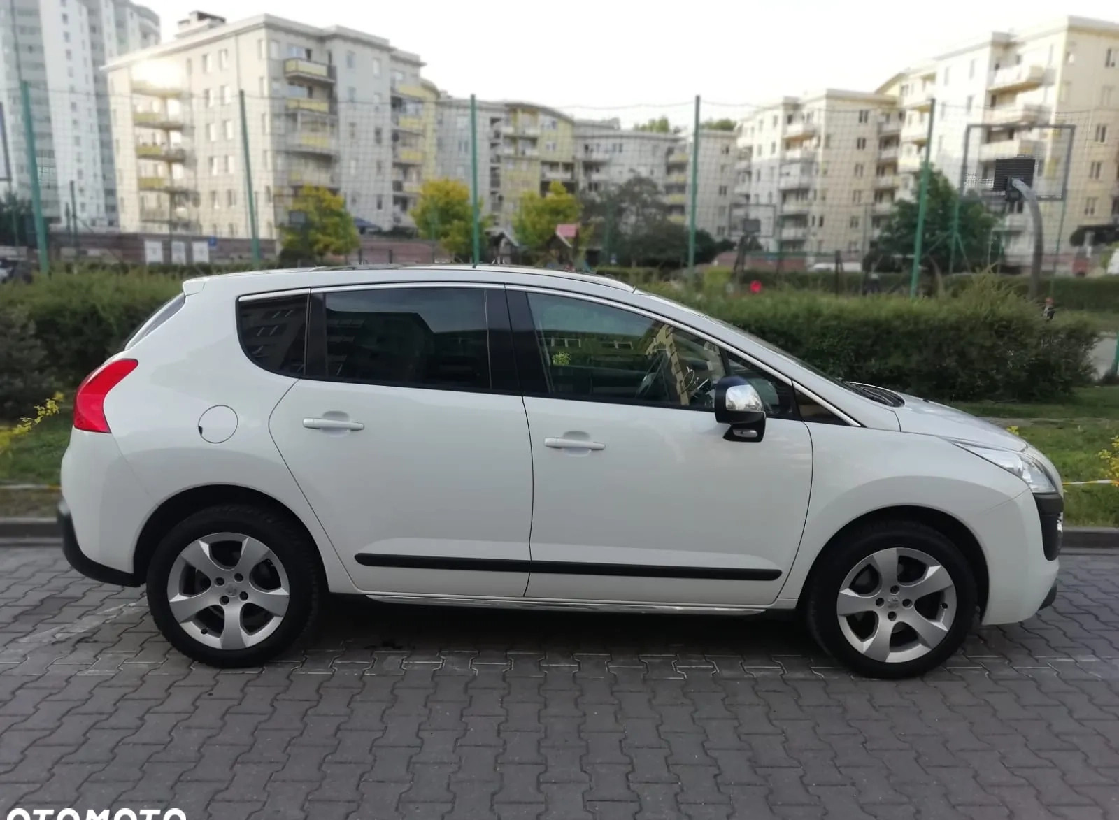 Peugeot 3008 cena 35000 przebieg: 115000, rok produkcji 2013 z Warszawa małe 254